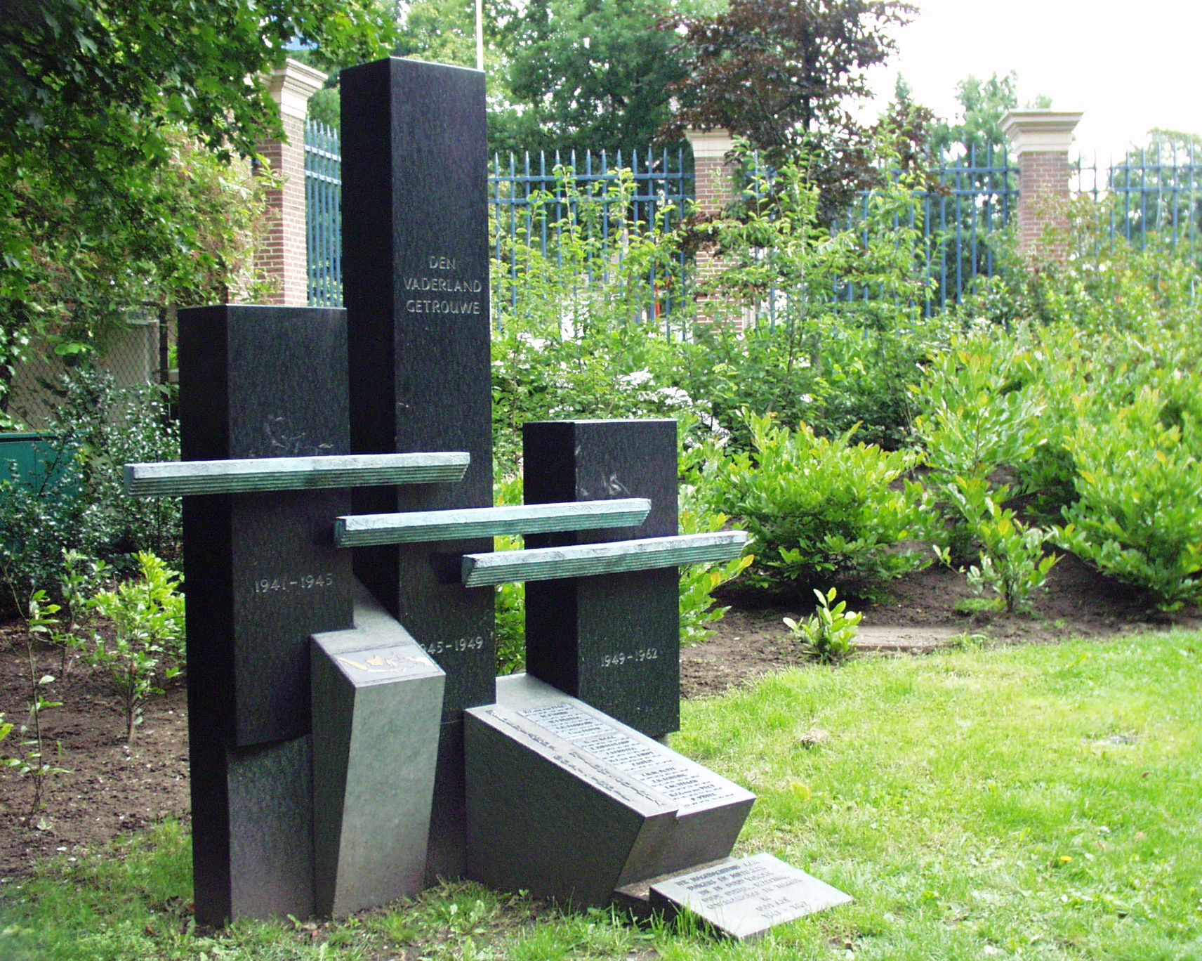 Oorlogsmonument Nederlands Indië Park Eekhout 8